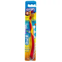 Oral-B Stages 4 (8+ éves kortól) Soft fogkefe - Oral-B-Braun