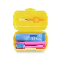 Curaprox Travel Set Utazó szett SÁRGA (fogkefe, mini fogkrém, fogköztisztító kefe)