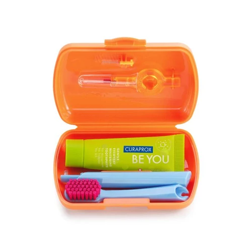Curaprox Travel Set Utazó szett NARANCS (fogkefe, mini fogkrém, fogköztisztító kefe)