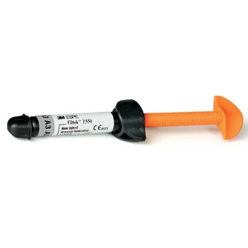 Solventum Filtek Z550 Utántöltő A3 4g