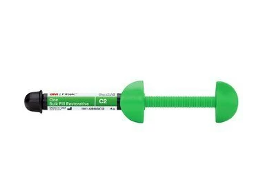 Filtek One Bulk Fill Posterior C2 1x4g fecskendő - 3M-ESPE