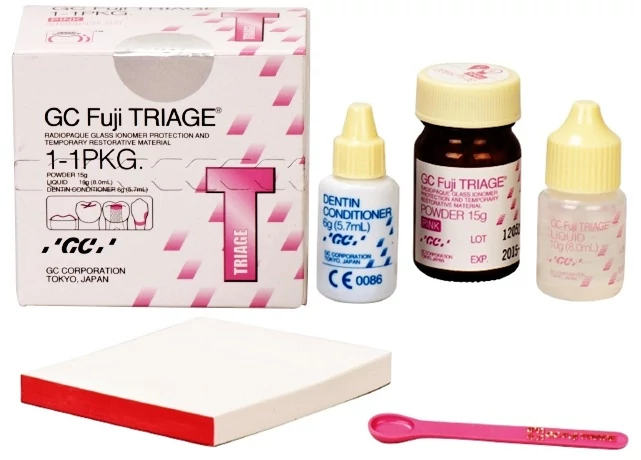 Fuji Triage 15g por+8ml folyadék pink - GC